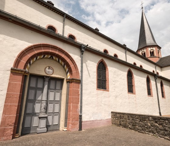 Le monastère de Steinfeld sur le sentier de l'Eifel, © Eifel Tourismus/D. Ketz Le monastère de Steinfeld sur le sentier de l'Eifel, © Eifel Tourismus/D. Ketz