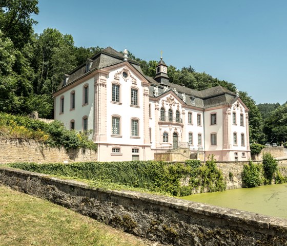 Weilerbach Castle on the Sauer Cycle Path, © Eifel Tourismus GmbH, D. Ketz Weilerbach Castle on the Sauer Cycle Path, © Eifel Tourismus GmbH, D. Ketz