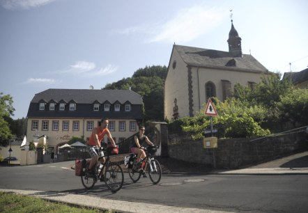 Oude pastorie/parochiekerk in Auw an der Kyll, © Uschi Hallet- Tourist-Information Bitburger Land Oude pastorie/parochiekerk in Auw an der Kyll, © Uschi Hallet- Tourist-Information Bitburger Land