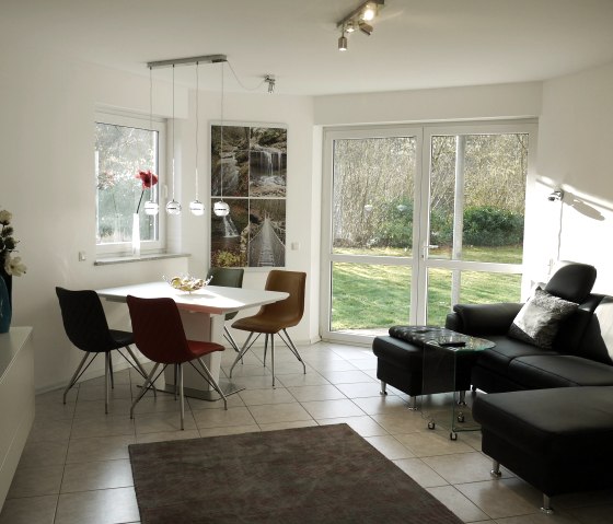 2021 Magnolia Wohnen-Essen-Fenster-P1060404, © Erasme 2021 Magnolia Wohnen-Essen-Fenster-P1060404, © Erasme