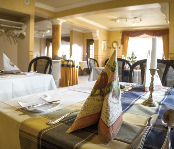 Restaurant, © Denis Restaurant, © Denis