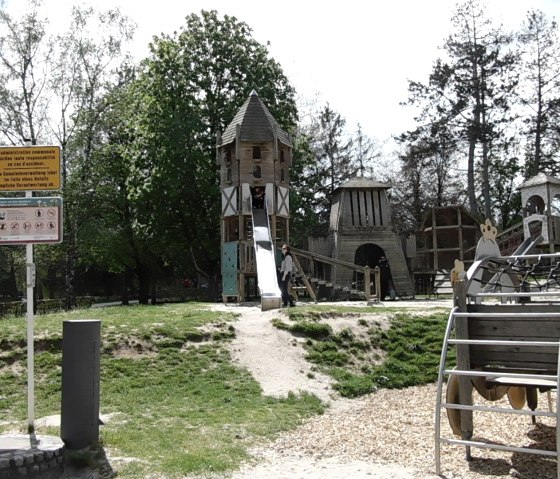 Spielplatz 3, © Nicole Zimmer Spielplatz 3, © Nicole Zimmer