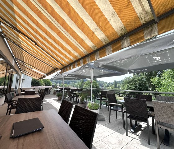 Terrasse, © Deutsch-Luxemburgische Tourist-Information