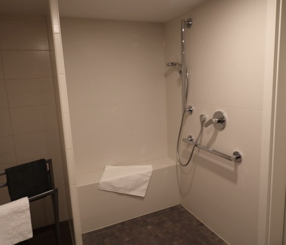 Badezimmer, &copy; Thies