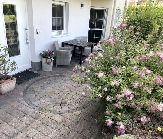 Aussen 3, &copy; Zengerling