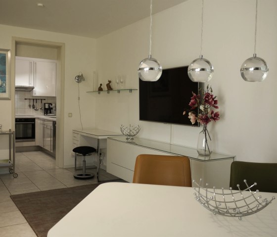 2021 Magnolia Blick Wohnen-TV-K&uuml;che-P1060391