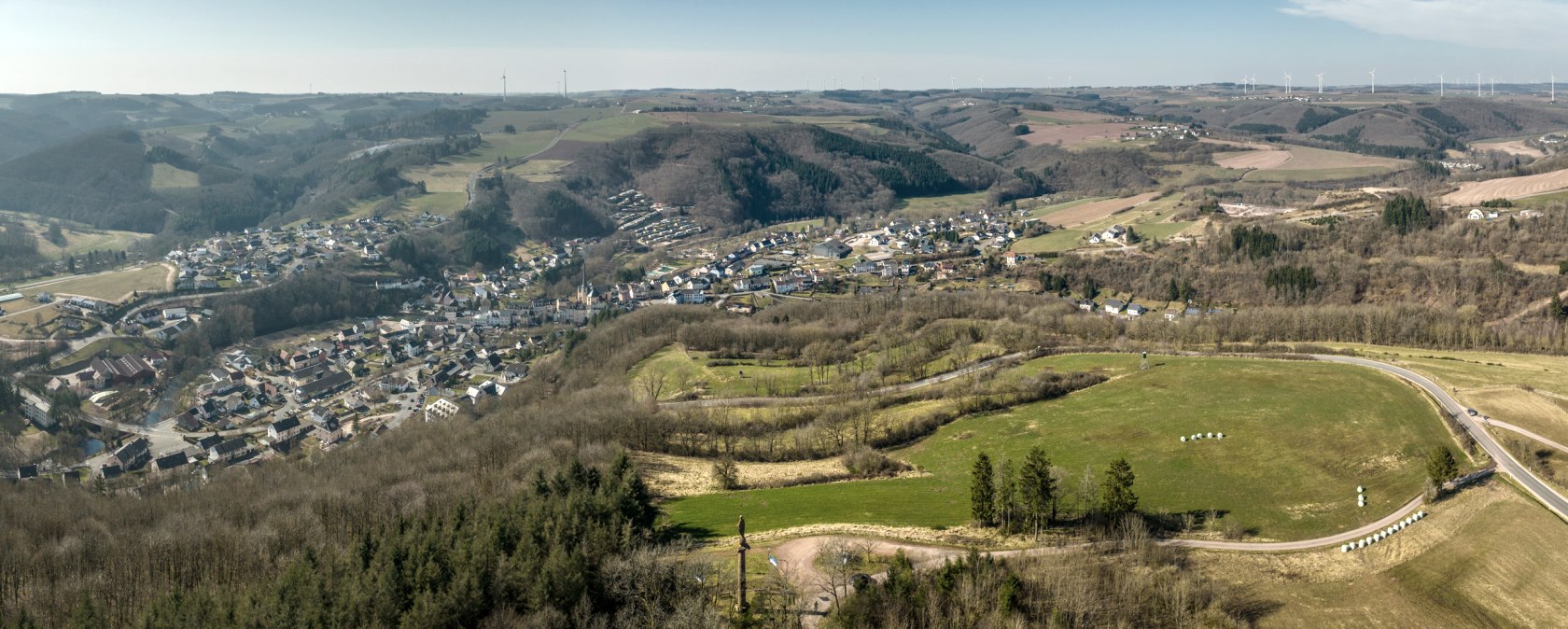 Der Devon-Pfad f&uuml;hrt durch die h&uuml;gelige Eifel rund um Waxweiler, &copy; Eifel Tourismus GmbH, D. Ketz