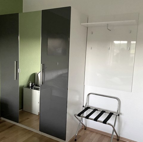 Schlafzimmerschrank, © Zengerling