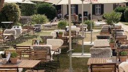 Biergarten in der Burg Bruch, &copy; Fredelo GmbH