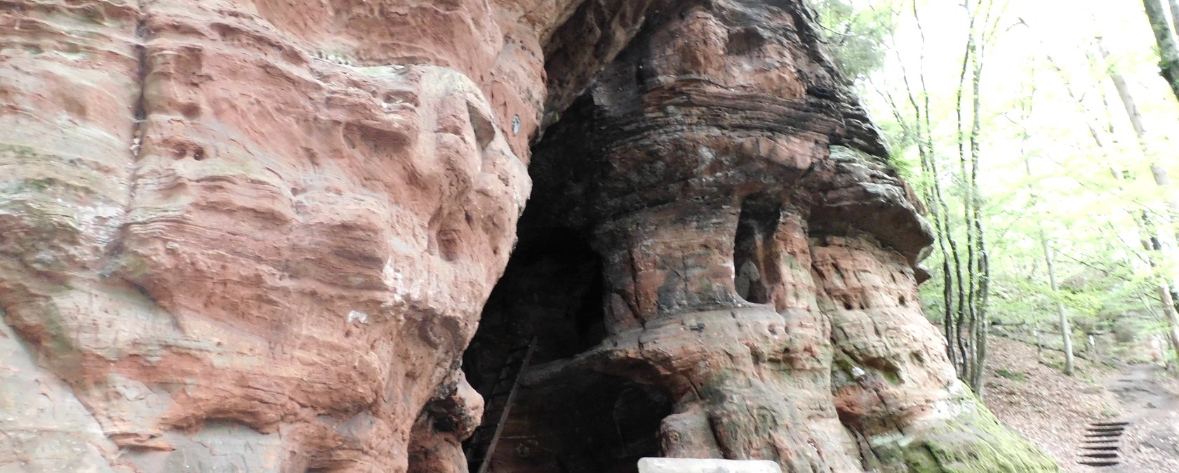 Die Klausenhöhle, © Deutsch-Luxemburgische Tourist-Information