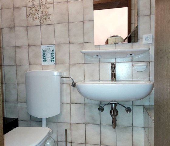 IMG-20250421-WA0007, &copy; Fischer