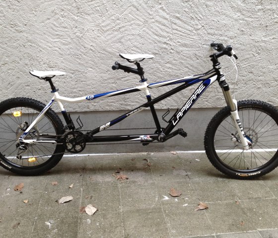 tandem-small, &copy; Velo en ville Delta 7