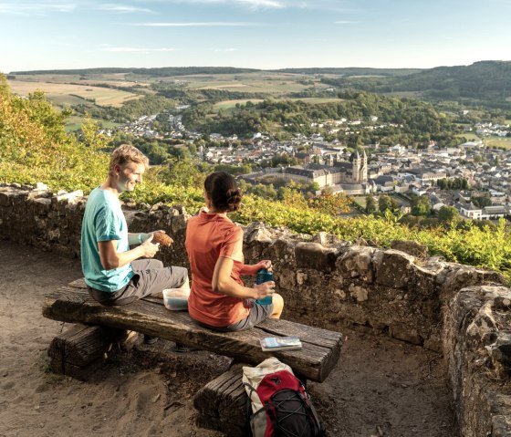 Uitzicht op Echternach vanaf de Liboriuskapel aan de Felsenweg 1, © Eifel Tourismus GmbH, D. Ketz