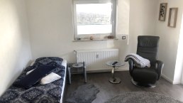 Schlafzimmer-Wohnzimmer, &copy; Pauly