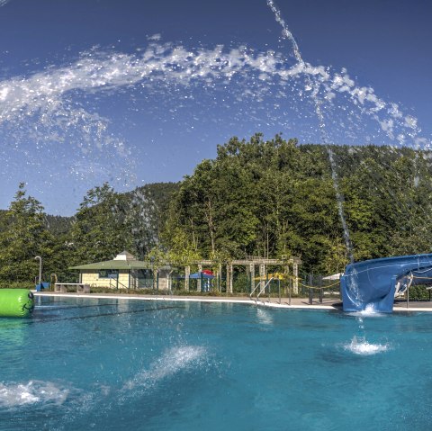 Schwimmer, © Verbandsgemeinde Trier-Land