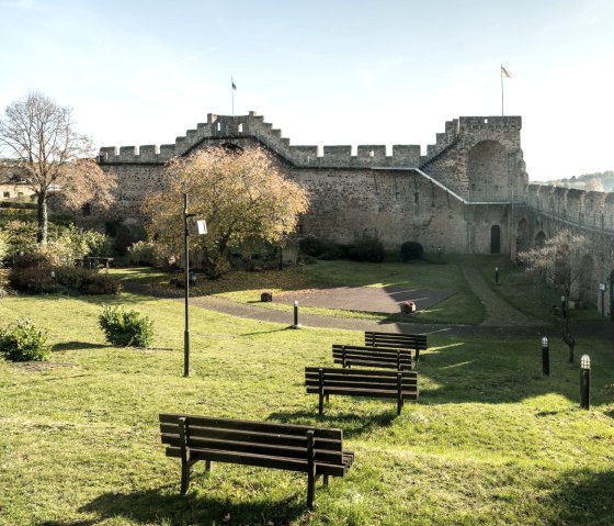 mur d'enceinte praticable &agrave; Hillesheim, &copy; Eifel Tourismus GmbH, D. Ketz