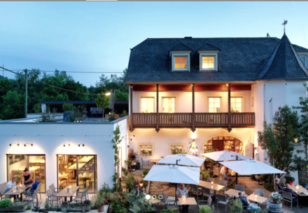 Heringsessen, &copy; Johannishof